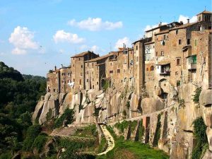 Borghi dell'entroterra italiano: 5 vere perle da scoprire